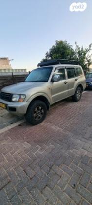 מיצובישי פג'רו ארוך 4X4 GLX אוט' דיזל 7 מק' 3.2 (165 כ''ס) דיזל 2002 למכירה בראש העין