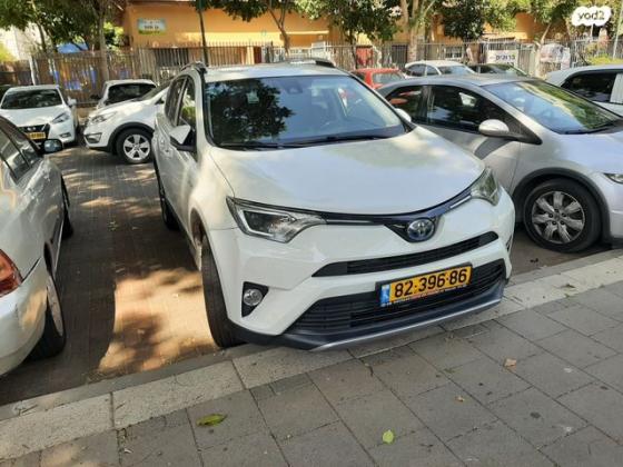 טויוטה RAV4 הייבריד Premium הייבריד אוט' 2.5 (155 כ''ס) בנזין 2017 למכירה בנס ציונה