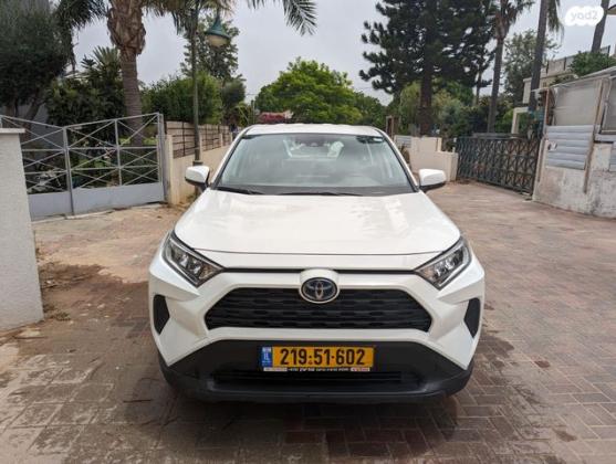 טויוטה RAV4 הייבריד E-volve הייבריד אוט' 2.5 (178 כ''ס) בנזין 2020 למכירה בנס ציונה