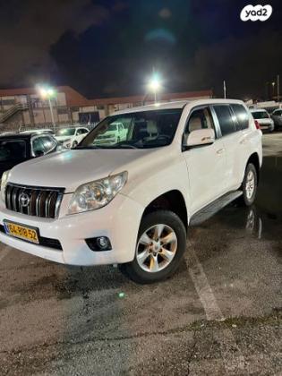 טויוטה לנד קרוזר ארוך 4X4 Luxury 60th אוט' דיזל 7 מק' 3.0 (190 כ''ס) דיזל 2013 למכירה במכחול