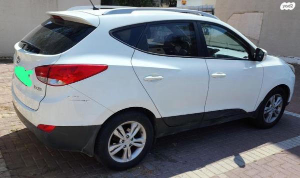 יונדאי iX35 Inspire אוט' 2.0 (163 כ''ס) בנזין 2012 למכירה בראש העין