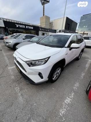 טויוטה RAV4 הייבריד E-xperience הייבריד 5 דל' אוט' 2.5 (178 כ''ס) בנזין 2019 למכירה בראשון לציון