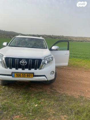 טויוטה לנד קרוזר ארוך 4X4 Luxury אוט' דיזל 7 מק' 2.8 (177 כ"ס) דיזל 2017 למכירה בבאר שבע