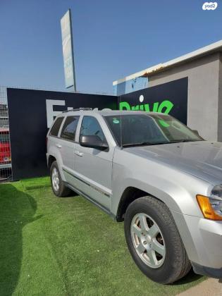 ג'יפ / Jeep גרנד צ'ירוקי 4X4 Laredo אוט' 3.7 (209 כ''ס) בנזין 2010 למכירה בראשון לציון