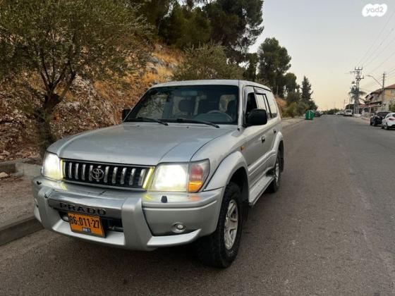 טויוטה לנד קרוזר פרדו ארוך 4X4 STD אוט' דיזל 8 מק' 3.0 (125 כ''ס) דיזל 1999 למכירה בכנף