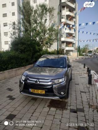 מיצובישי אאוטלנדר Premium אוט' 7 מק' 2.0 (150 כ''ס) בנזין 2018 למכירה ביהוד מונוסון