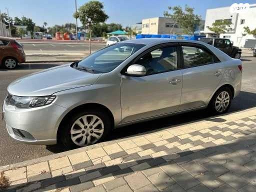 קיה פורטה LX אוט' 1.6 (126 כ"ס) בנזין 2012 למכירה בגבעת שמואל