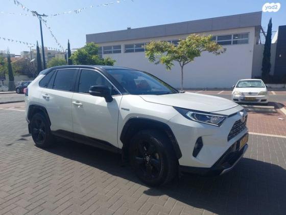 טויוטה RAV4 הייבריד E-motion הייבריד אוט' 2.5 (178 כ''ס) בנזין 2020 למכירה ברמת גן