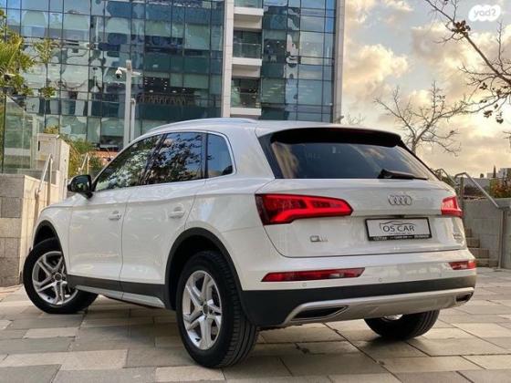 אאודי Q5 4X4 Design אוט' 2.0 (252 כ''ס) בנזין 2017 למכירה בראשון לציון