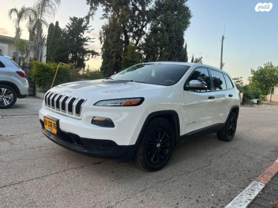 ג'יפ / Jeep צ'ירוקי Sport אוט' 2.4 (177 כ''ס) בנזין 2015 למכירה בתל אביב יפו