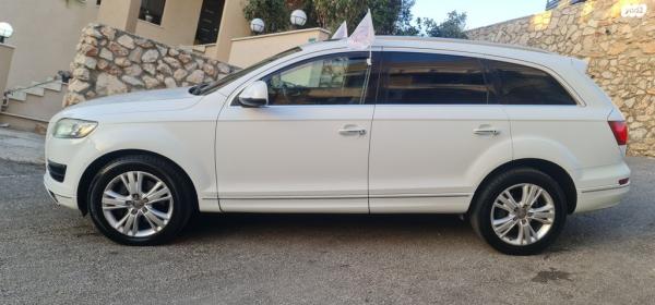 אאודי Q7 4X4 Luxury אוט' דיזל 7 מק' 3.0 (245 כ''ס) דיזל 2013 למכירה באום אל פחם