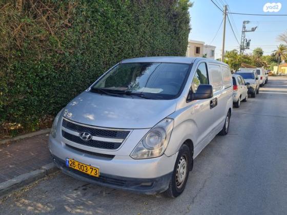 יונדאי i800 GL CRDI סגור ידני דיזל 2.5 (170 כ''ס) דיזל 2010 למכירה בגדרה