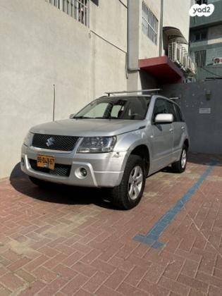 סוזוקי גרנד ויטרה 4X4 JLX-AL אוט' 5 דל' 2.0 (140 כ''ס) בנזין 2008 למכירה בקרית אונו