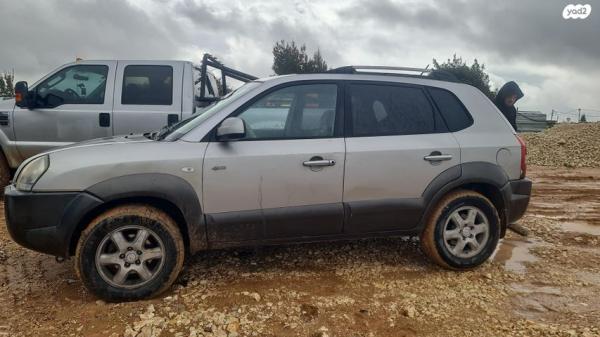 יונדאי טוסון 4X4 GLS LTH אוט' בנזין 2.7 (175 כ''ס) בנזין 2006 למכירה בירושלים