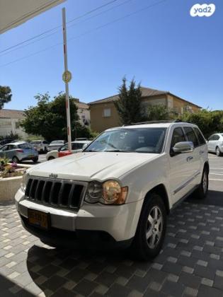 ג'יפ / Jeep גרנד צ'ירוקי 4X4 Laredo אוט' 3.7 (209 כ''ס) בנזין 2010 למכירה בחיפה