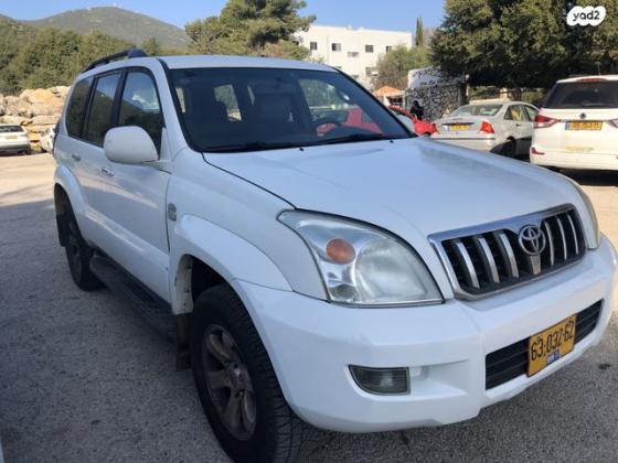 טויוטה לנד קרוזר ארוך 4X4 STD אוט' דיזל 8 מק' 3.0 (166 כ''ס) דיזל 2007 למכירה בכפר שמאי