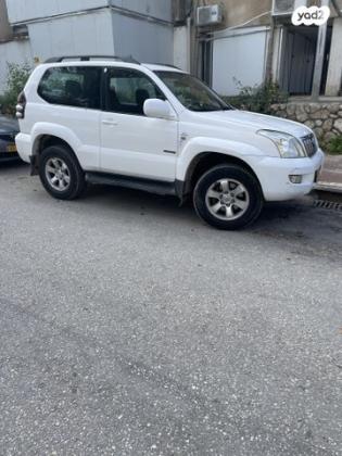 טויוטה לנד קרוזר קצר 4X4 STD אוט' דיזל 3.0 (173 כ''ס) דיזל 2005 למכירה ברמת גן