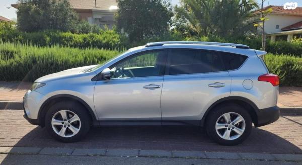 טויוטה RAV4 ארוך 4X4 Premium אוט' 2.0 (151 כ''ס) בנזין 2014 למכירה בשוהם