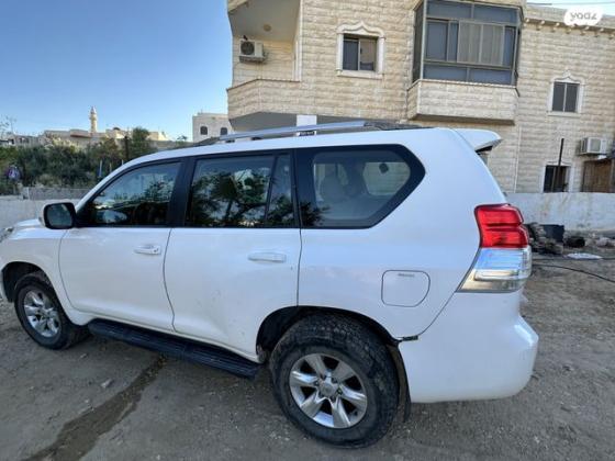 טויוטה לנד קרוזר ארוך 4X4 Luxury אוט' דיזל 7 מק' 3.0 (173 כ''ס) דיזל 2010 למכירה בערערה בנגב