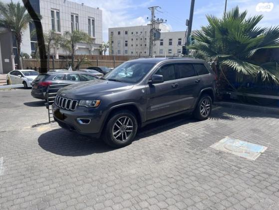 ג'יפ / Jeep גרנד צ'ירוקי 4X4 Laredo אוט' 5 מק' 3.6 (286 כ''ס) בנזין 2021 למכירה בגן יבנה