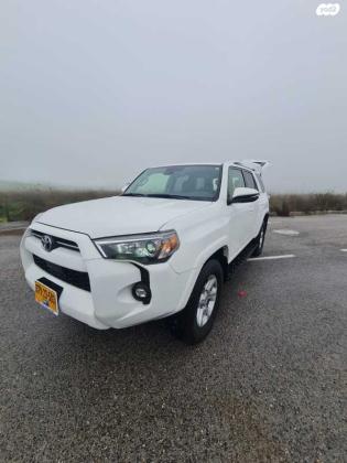 טויוטה 4Runner 4X4 SR5 אוט' 7 מק' 4.0 (270 כ"ס) בנזין 2023 למכירה במפעלים אזוריים צמח