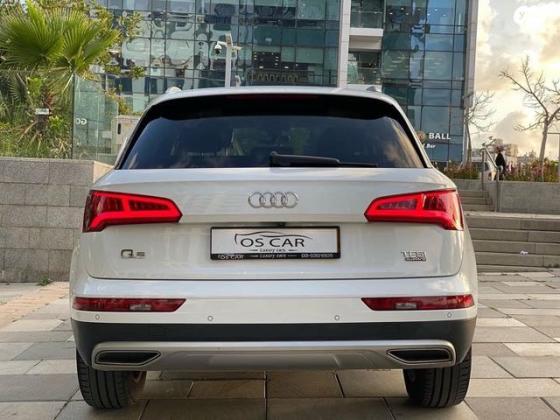 אאודי Q5 4X4 Design אוט' 2.0 (252 כ''ס) בנזין 2017 למכירה בראשון לציון