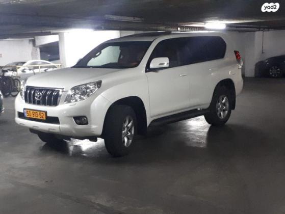 טויוטה לנד קרוזר ארוך 4X4 Luxury 60th אוט' דיזל 7 מק' 3.0 (190 כ''ס) דיזל 2013 למכירה בירושלים