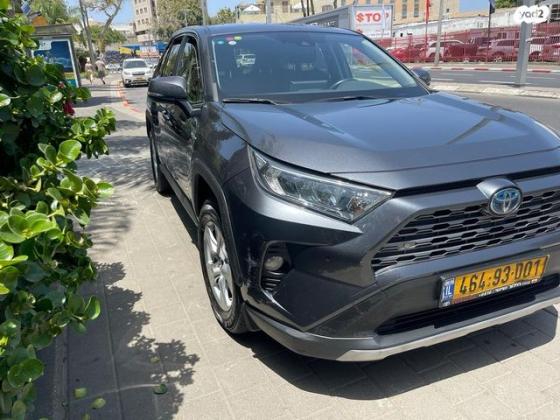 טויוטה RAV4 הייבריד E-xperience הייבריד 5 דל' אוט' 2.5 (178 כ''ס) בנזין 2019 למכירה בתל אביב יפו