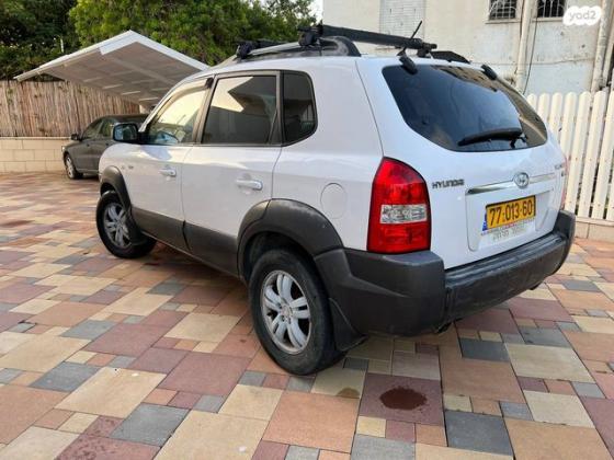 יונדאי טוסון 4X4 Executive אוט' בנזין 2.7 (175 כ''ס) בנזין 2007 למכירה בנהריה