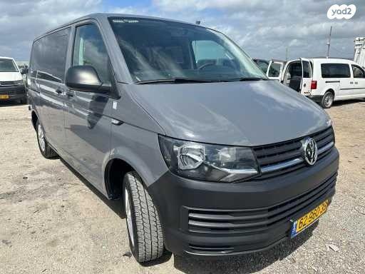 פולקסווגן טרנספורטר מסחרי/נוסעים Kombi קצר ידני דיזל 2-3 מק' 3 דל' 2.0 (84 כ''ס) דיזל 2017 למכירה בנצרת