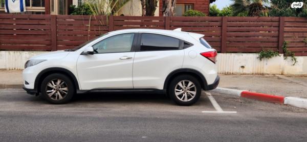 הונדה HR-V Comfort אוט' 1.5 (131 כ"ס) בנזין 2016 למכירה בחדרה