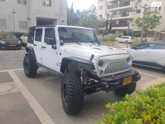 ג'יפ / Jeep רנגלר ארוך 4X4 Unlimited Sport אוט' 3.6 (280 כ''ס) ק'-2 בנזין 2017 למכירה בקדימה צורן