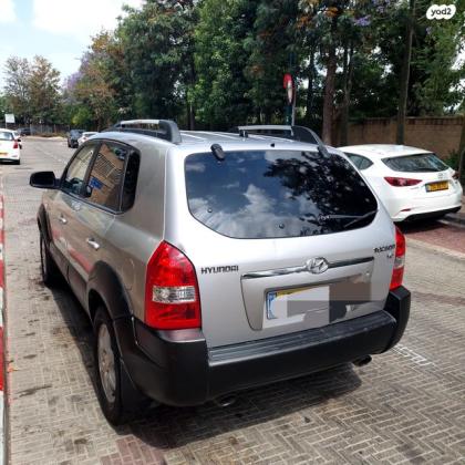 יונדאי טוסון 4X4 GLS LTH אוט' בנזין 2.7 (175 כ''ס) בנזין 2006 למכירה בראשון לציון