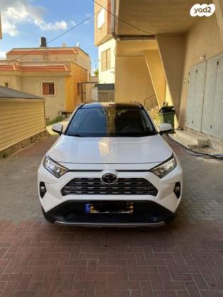 טויוטה RAV4 ארוך Extreme אוט' 2.0 (175 כ''ס) בנזין 2020 למכירה באום אל פחם