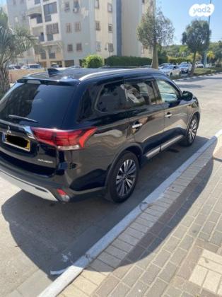 מיצובישי אאוטלנדר Instyle אוט' 7 מק' 2.0 (150 כ"ס) בנזין 2019 למכירה בלוד