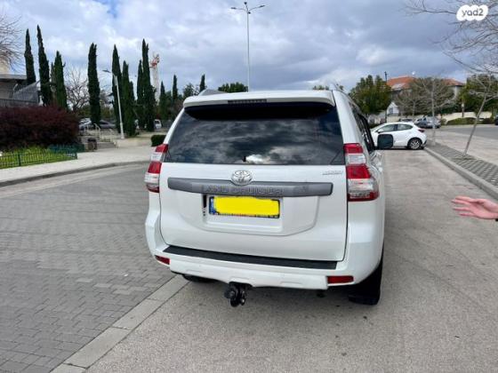 טויוטה לנד קרוזר ארוך 4X4 Luxury אוט' דיזל 7 מק' 2.8 (177 כ"ס) דיזל 2017 למכירה בנס ציונה