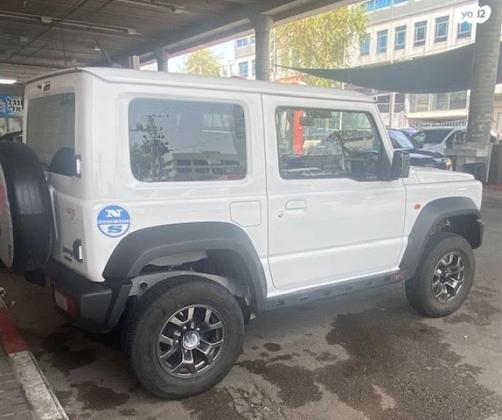 סוזוקי ג'ימני 4X4 GLX 2T ידני 1.5 (102 כ''ס) בנזין 2020 למכירה ברעננה