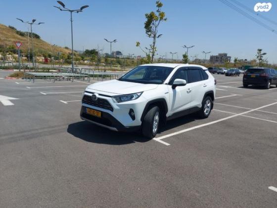 טויוטה RAV4 הייבריד E-xperience הייבריד 5 דל' אוט' 2.5 (178 כ''ס) בנזין 2019 למכירה בכפר סבא