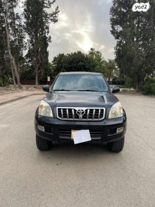 טויוטה לנד קרוזר ארוך 4X4 Luxury אוט' דיזל 8 מק' 3.0 (173 כ''ס) דיזל 2008 למכירה בבורגתה