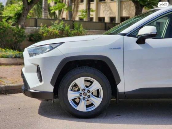 טויוטה RAV4 הייבריד E-volve הייבריד אוט' 2.5 (178 כ''ס) בנזין 2019 למכירה בנתניה