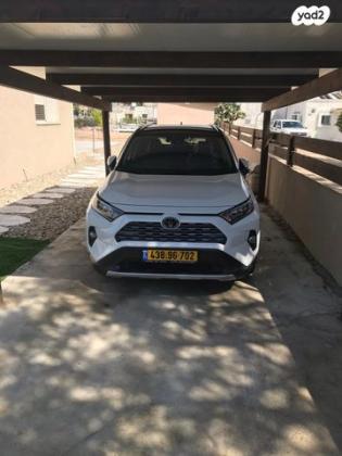 טויוטה RAV4 ארוך Extreme אוט' 2.0 (175 כ''ס) בנזין 2021 למכירה בחדרה