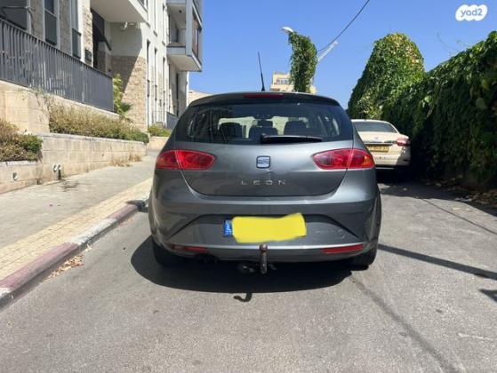 סיאט לאון Style אוט' 5 דל' 1.8 (160 כ''ס) בנזין 2013 למכירה בתל אביב יפו