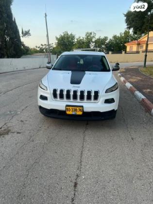 ג'יפ / Jeep צ'ירוקי Sport אוט' 2.4 (177 כ''ס) בנזין 2015 למכירה בתל אביב יפו