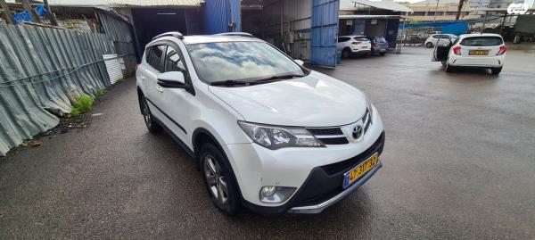 טויוטה RAV4 ארוך 4X4 Premium אוט' 2.0 (151 כ''ס) בנזין 2015 למכירה בעפולה