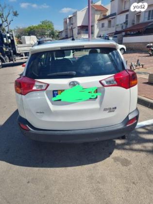 טויוטה RAV4 ארוך 4X4 GLI MC אוט' 2.0 (152 כ"ס) בנזין 2015 למכירה ברחובות