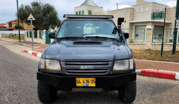 איסוזו טרופר ארוך 4X4 S אוט' דיזל 3.0 (159 כ''ס) דיזל 2002 למכירה בעפולה