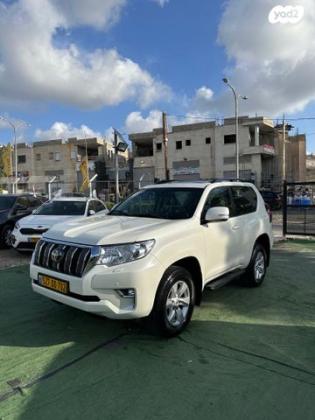 טויוטה לנד קרוזר קצר 4X4 Luxury SWB אוט' 3 דלתות דיזל 2.8 (204 כ''ס) דיזל 2021 למכירה בנצרת עילית u002F נוף הגליל