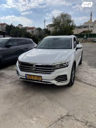 פולקסווגן טוארג 4X4 Luxury V6 אוט' דיזל 3.0 (286 כ''ס) דיזל 2020 למכירה בקרית ביאליק