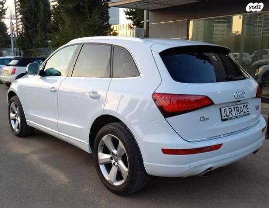 אאודי Q5 4X4 Luxury אוט' 2.0 (230 כ"ס) בנזין 2016 למכירה בפתח תקווה