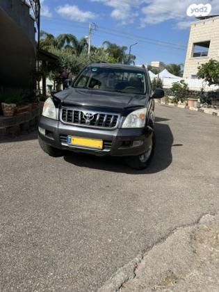 טויוטה לנד קרוזר ארוך 4X4 STD אוט' דיזל 8 מק' 3.0 (173 כ''ס) דיזל 2008 למכירה בראש פינה